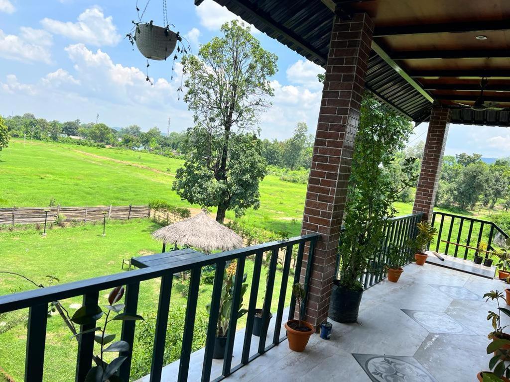 Apartamento Jewel Of Jungle Tāla Exterior foto