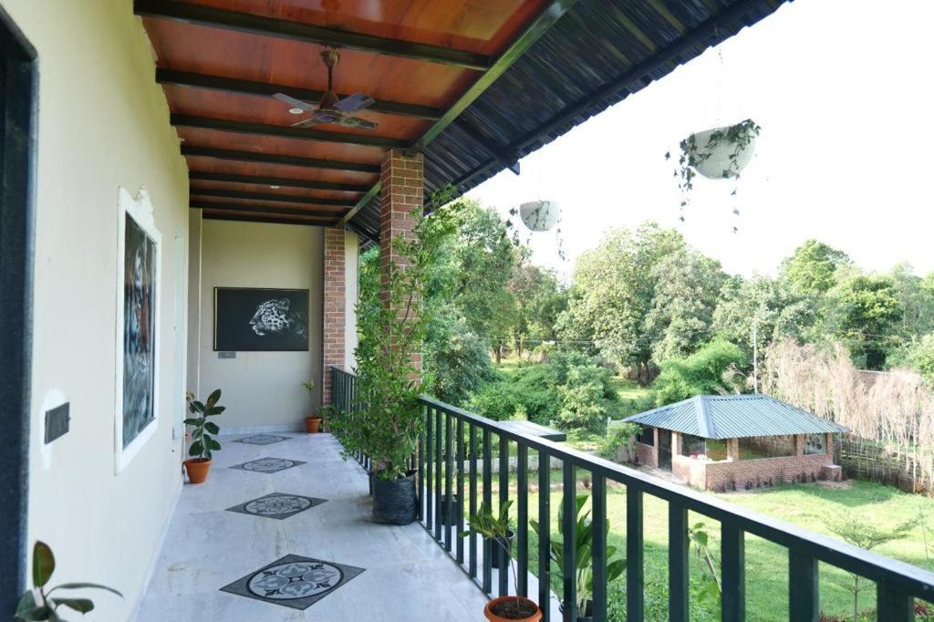 Apartamento Jewel Of Jungle Tāla Exterior foto